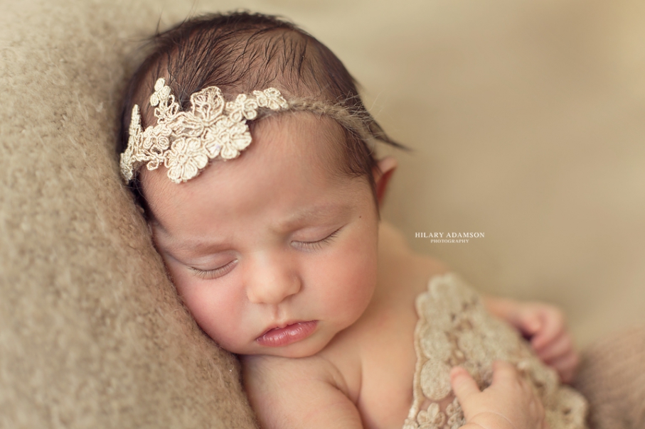 Here are a couple of portraits of her from the session. - W8A4855-newborn-shoot-perth-hilary-adamson(pp_w907_h604)