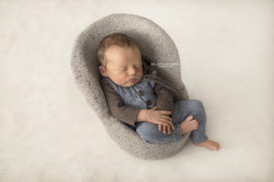 Newborn photographer Perth